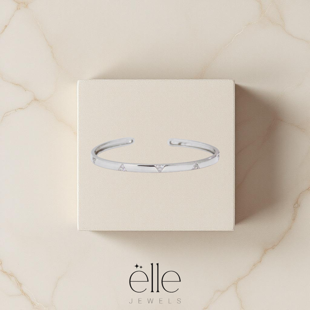The Camélia Bracelet
